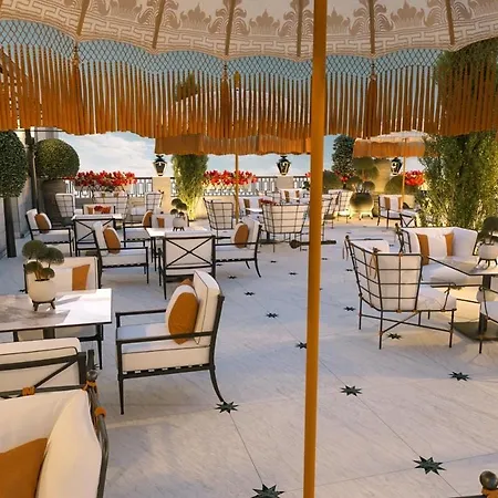 Szálloda Gran Claridge - Preferred & 5*