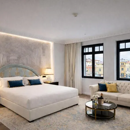 Gran Claridge - Preferred & 5* Granada