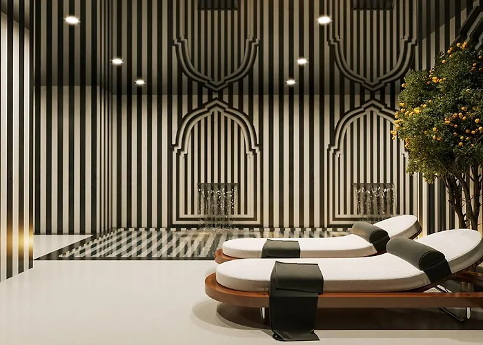 Gran Claridge - Preferred & 5* Granada