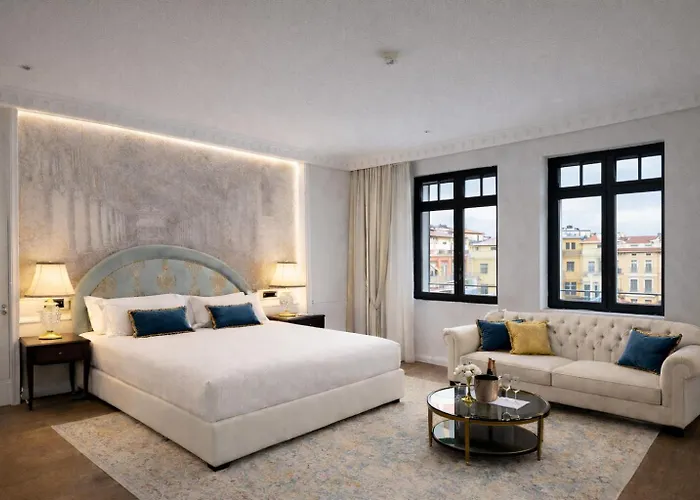 Gran Claridge - Preferred & 5* Granada